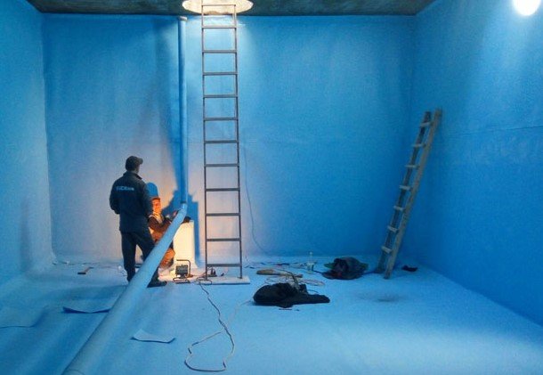 عزل خزانات لمياه